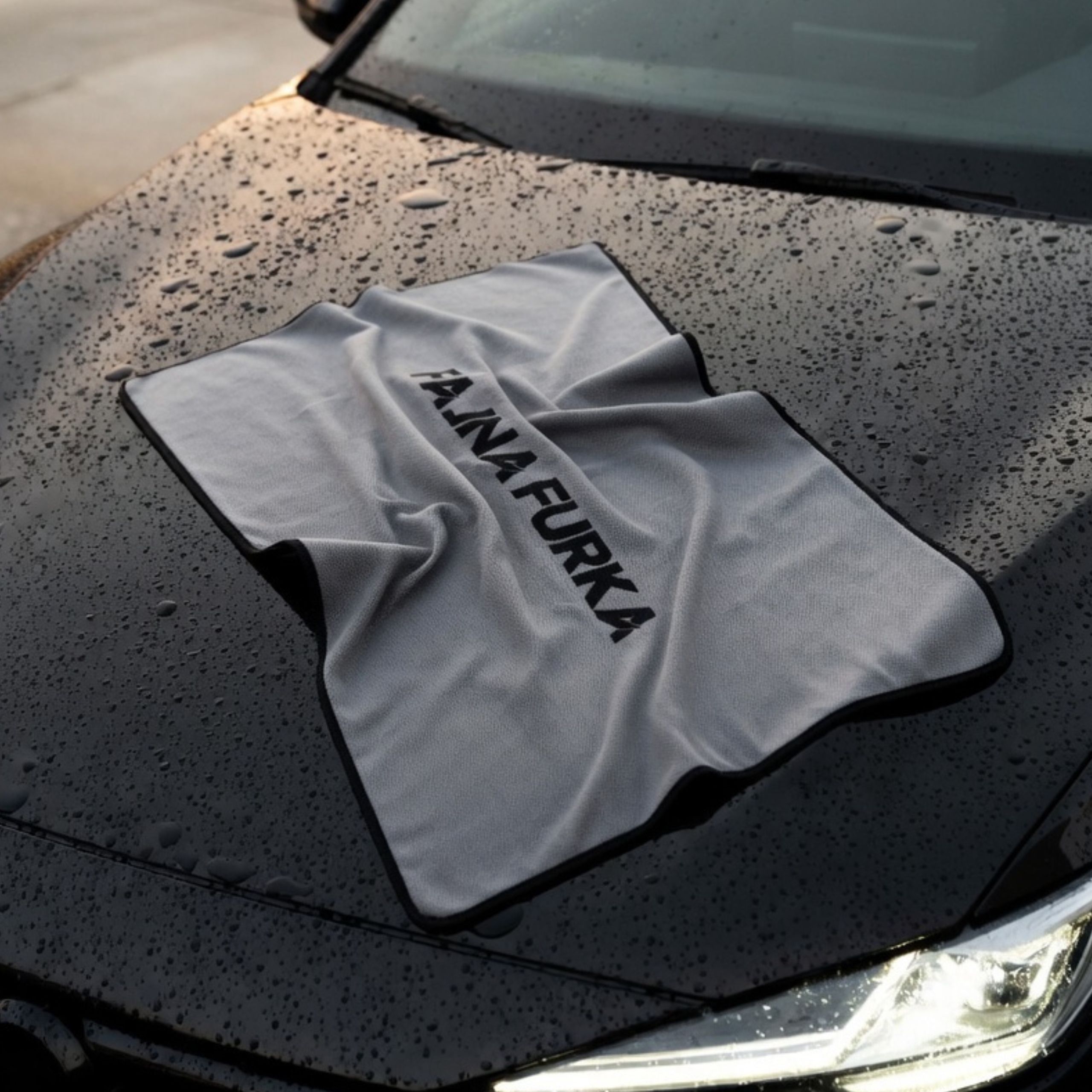SUPERCHŁONNY RĘCZNIK DO OSUSZANIA AUTA - TURBODRY - obrazek 5